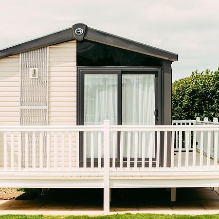 Pentire Coastal Holiday Park Бюд Екстериор снимка