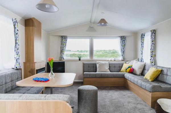 Pentire Coastal Holiday Park Бюд Екстериор снимка